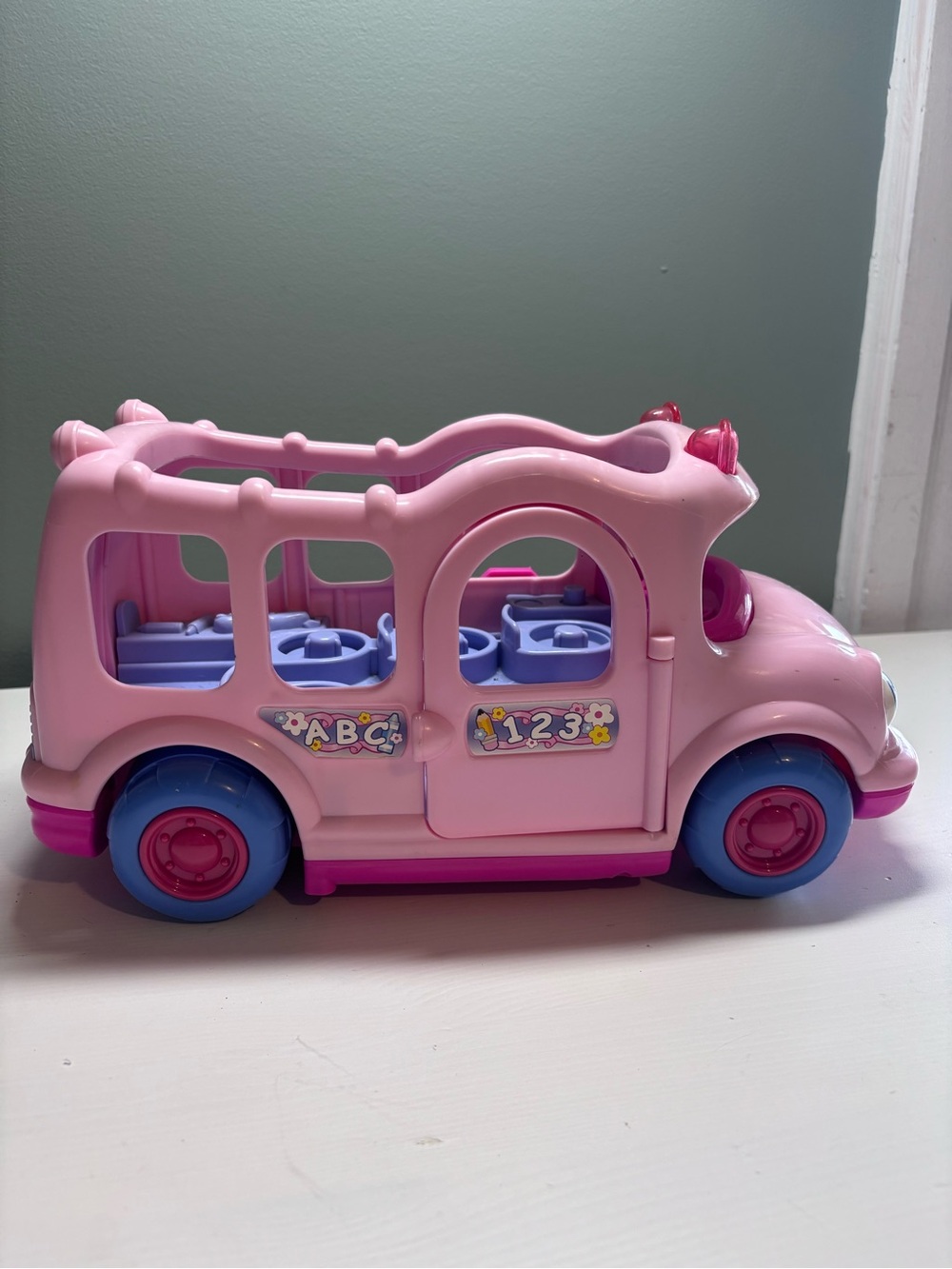 Fisher Price Little People Lil Movers School Bus - Vintage Pink School Bus